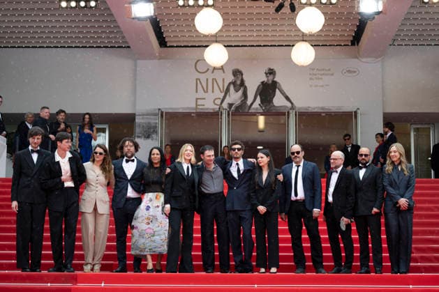 Internationale Filmfestspiele von Cannes, The Unknown Premiere #4 Cannes L’Inconnue (The Unknown) Carpet EB Andrea Poggio, Lucas Harari, Victoire Du Bois, Laurent Senechal, Shanti Masud, Léa Seydoux, Arthur Harari, Niels Schneider, Lilith Grasmug, Nicolas Anthomé, Vincent Poymiro, Jonathan Turnbull, during the 79th Cannes International Film Festival in Cannes, France on May 18, 2026, the film selected in the Official Competition.Photo by Eliot Blondet ABACAPRESS.COM Cannes France France  Copyright: xBlondetxEliot ABACAx
