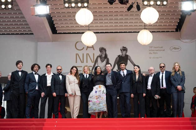 Internationale Filmfestspiele von Cannes, The Unknown Premiere #4 Cannes L’Inconnue (The Unknown) Carpet EB Andrea Poggio, Lucas Harari, Victoire Du Bois, Laurent Senechal, Shanti Masud, Léa Seydoux, Arthur Harari, Niels Schneider, Lilith Grasmug, Nicolas Anthomé, Vincent Poymiro, Jonathan Turnbull, during the 79th Cannes International Film Festival in Cannes, France on May 18, 2026, the film selected in the Official Competition.Photo by Eliot Blondet ABACAPRESS.COM Cannes France France  Copyright: xBlondetxEliot ABACAx