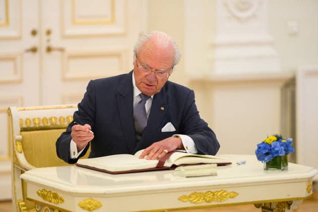 Sweden’s King Carl XVI Gustaf and Queen Silvia are on an official visit in Vilnius, Lithuania - 18 MAY 2026. Sweden’s King, Carl XVI Gustaf seen during the meeting with the Lithuanian President, Gitanas Nauseda at Presidential Palace. Sweden’s King Carl XVI Gustaf and Queen Silvia are on an official visit to Lithuania. On Monday, they met with Lithuanian President Gitanas Nauseda and First Lady Diana Nausediene at the Presidential Palace in Vilnius. Vilnius Lithuania Copyright: xYauhenxYerchakx xSOPAxImagesx king_and_queen_of_sweden_vilnius_4416
