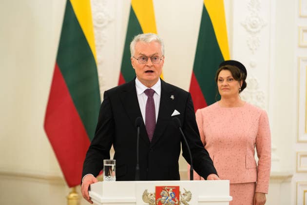 Sweden’s King Carl XVI Gustaf and Queen Silvia are on an official visit in Vilnius, Lithuania - 18 MAY 2026. Lithuanian President, Gitanas Nauseda and First Lady, Diana Nausediene seen during their meeting with Sweden’s King ,Carl XVI Gustaf and Queen, Silvia Renate Sommerlath at Presidential Palace . Sweden’s King Carl XVI Gustaf and Queen Silvia are on an official visit to Lithuania. On Monday, they met with Lithuanian President Gitanas Nauseda and First Lady Diana Nausediene at the Presidential Palace in Vilnius. Vilnius Lithuania Copyright: xYauhenxYerchakx xSOPAxImagesx king_and_queen_of_sweden_vilnius_4622