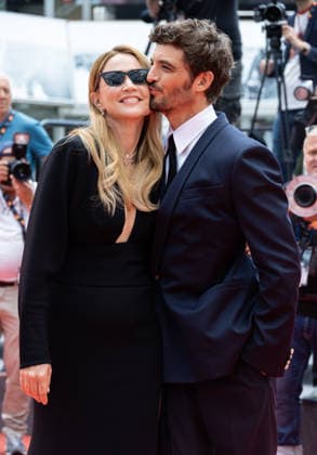 Internationale Filmfestspiele von Cannes, The Unknown Premiere #4 79ème Festival International du Film de Cannes Montée des marches du film L inconnue 79th International Cannes Film Festival Red Carpet with L inconnue cast 456335 2026 05 18 Efira, Virginie Schneider, Niels  Copyright: xIvankaxVoisinx xStarfacex STAR_456335_002