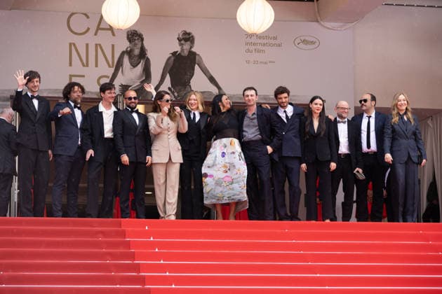 Internationale Filmfestspiele von Cannes, The Unknown Premiere #4 79th International Cannes Film Festival Montée des marches du film L inconnue 79th International Cannes Film Festival Red Carpet with L inconnue cast 456335 2026 05 18 Seydoux, Léa Schneider, Niels Harari, Arthur Masud, Shanti Grasmug, Lilith Poggio, Andrea Senechal, Laurent Harari, Lucas Turnbull, Jonathan Du Bois, Victoria Poymiro, Vincent Anthome, Nicolas Copyright: xIvankaxVoisinx xStarfacex STAR_456335_029