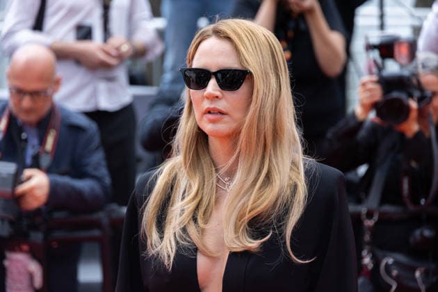 Internationale Filmfestspiele von Cannes, The Unknown Premiere #4 79ème Festival International du Film de Cannes Montée des marches du film L inconnue 79th International Cannes Film Festival Red Carpet with L inconnue cast 456335 2026 05 18 Efira, Virginie  Copyright: xIvankaxVoisinx xStarfacex STAR_456335_033