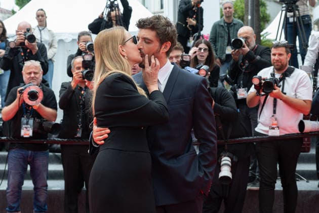 Internationale Filmfestspiele von Cannes, The Unknown Premiere #4 Cannes L Inconnue Red Carpet LZ Virginie Efira and Niels Schneider attending the red carpet of L Inconnue during the 79th Cannes International Film Festival in Cannes, France on May 18, 2026, the film selected in the Official Competition. Photo by Laurent Zabulon ABACAPRESS.COM  Copyright: xZabulonxLaurentx