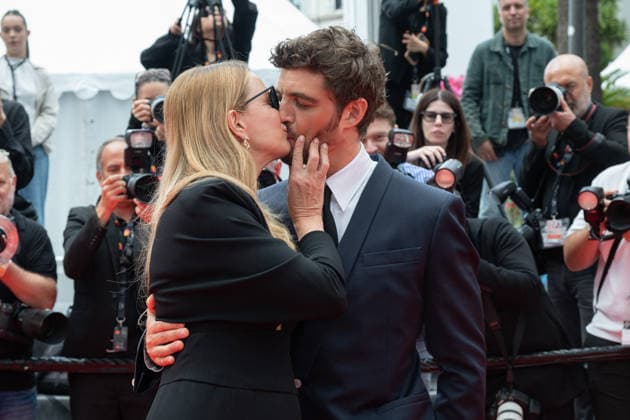 Internationale Filmfestspiele von Cannes, The Unknown Premiere #4 Cannes L Inconnue Red Carpet LZ Virginie Efira and Niels Schneider attending the red carpet of L Inconnue during the 79th Cannes International Film Festival in Cannes, France on May 18, 2026, the film selected in the Official Competition. Photo by Laurent Zabulon ABACAPRESS.COM  Copyright: xZabulonxLaurentx