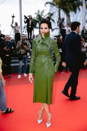 Internationale Filmfestspiele von Cannes, The Unknown Premiere #4 79ème Festival International du Film de Cannes Montée des marches du film L inconnue 79th International Cannes Film Festival Red Carpet with L inconnue cast 456336 2026 05 18 Alpes Maritimes Cannes France Khelfa Seydoux, Farida  Copyright: xTerencexBaelenx STAR_456336_013