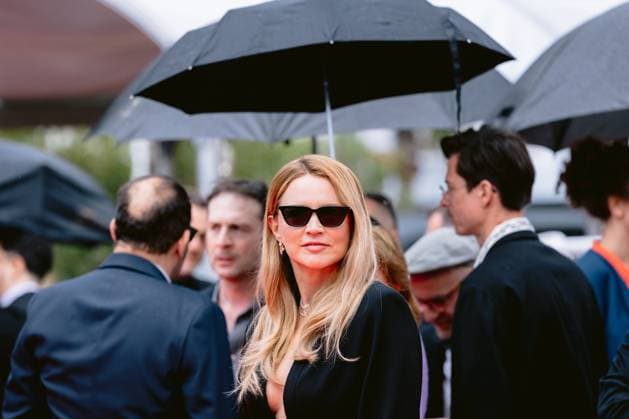 Internationale Filmfestspiele von Cannes, The Unknown Premiere #4 79ème Festival International du Film de Cannes Montée des marches du film L inconnue 79th International Cannes Film Festival Red Carpet with L inconnue cast 456336 2026 05 18 Efira, Virginie  Copyright: xTerencexBaelenx STAR_456336_022