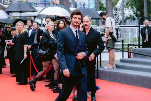Internationale Filmfestspiele von Cannes, The Unknown Premiere #4 79ème Festival International du Film de Cannes Montée des marches du film L inconnue 79th International Cannes Film Festival Red Carpet with L inconnue cast 456336 2026 05 18 Schneider, Niels  Copyright: xTerencexBaelenx STAR_456336_035