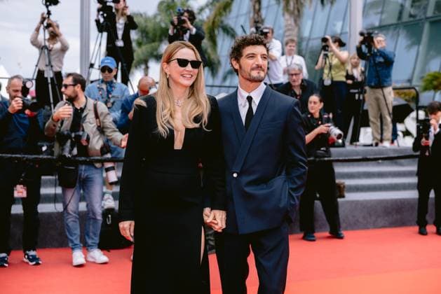 Internationale Filmfestspiele von Cannes, The Unknown Premiere #4 79ème Festival International du Film de Cannes Montée des marches du film L inconnue 79th International Cannes Film Festival Red Carpet with L inconnue cast 456336 2026 05 18 Alpes Maritimes Cannes France Efira, Virginie Schneider, Niels  Copyright: xTerencexBaelenx STAR_456336_036