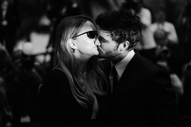 Internationale Filmfestspiele von Cannes, The Unknown Premiere #4 79ème Festival International du Film de Cannes Montée des marches du film L inconnue 79th International Cannes Film Festival Red Carpet with L inconnue cast 456336 2026 05 18 Alpes Maritimes Cannes France Efira, Virginie Schneider, Niels  Copyright: xTerencexBaelenx STAR_456336_039