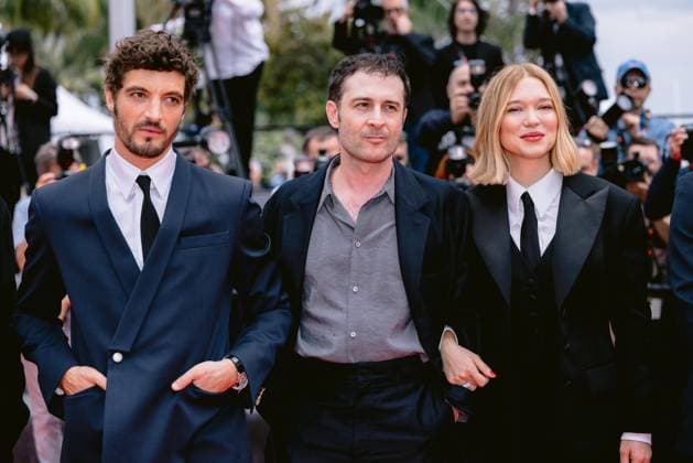 Internationale Filmfestspiele von Cannes, The Unknown Premiere #4 79ème Festival International du Film de Cannes Montée des marches du film L inconnue 79th International Cannes Film Festival Red Carpet with L inconnue cast 456336 2026 05 18 Alpes Maritimes Cannes France Schneider, Niels Seydoux, Léa Harari, Arthur  Copyright: xTerencexBaelenx STAR_456336_044