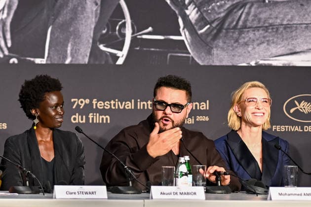 Celebrity, Internationale Filmfestspiele von Cannes, The Displacement Fund Pressekonferenz 79ème Festival International du Film de Cannes Press conference for the film The displacement Fund 79th Cannes International Film Festival Press conference for the film The displacement Fund 456345 2026 05 18 Blanchett, Cate Amer, Mohammed de Mabior, Akuol  Copyright: xEstellexCarlierx xStarfacex STAR_456345_004
