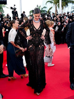 Internationale Filmfestspiele von Cannes, Fjord Premiere #5 IPA84834527 - Cannes, 79th Cannes Film Festival 2026, evening 7. red carpet for FJORD. Pictured is Taylor Hill  Copyright: xManuelexMangiarottix xPoolxPhotoxEventsx07x 84834527