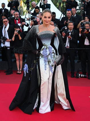 Internationale Filmfestspiele von Cannes, Fjord Premiere #5 IPA84835038 - Cannes, 79th Cannes Film Festival 2026, evening 7. red carpet of FJORD Pictured: Sharon Stone  Copyright: xManuelexMangiarottix xPoolxPhotoxEventsx07x 84835038