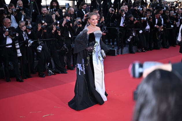 Internationale Filmfestspiele von Cannes, Fjord Premiere #5 79th Cannes Film Festival: Fjord screening CANNES, FRANCE - MAY 18: US actress Sharon Stone arrives for the screening of the film Fjord at the 79th edition of the Cannes Film Festival in Cannes, France on May 18, 2026. Mustafa Yalcin Anadolu Cannes France. Editorial use only. Please get in touch for any other usage.  Copyright: x2026xAnadoluxMustafaxYalcinx