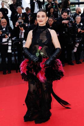Internationale Filmfestspiele von Cannes, Fjord Premiere #5 Camélia Jordana Montée des marches du film Fjord lors du 79ème Festival International du Film de Cannes, le 18 mai 2026 Jacovides Moreau Bestimage Red carpet for Fjord at the 79th Cannes International Film Festival on May 18, 2026 Cannes France  Copyright: xJACOVIDES-MOREAUx xBESTIMAGExJACOVIDES-MOREAUx xBESTIMAGEx