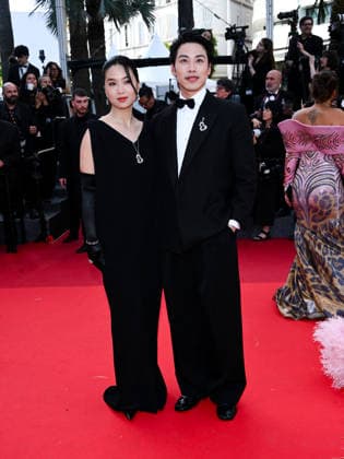 Internationale Filmfestspiele von Cannes, Fjord Premiere #6 IPA84836632 - Cannes, 79th Cannes Film Festival 2026, evening 7. red carpet of FJORD. Pictured: Meng Zhang and Pablo Zhang  Copyright: xTerenghi Ipa-Agency.netx xPoolxPhotoxEventsx07x 84836632