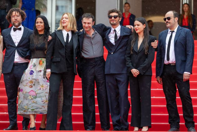 Internationale Filmfestspiele von Cannes, The Unknown Premiere #6 Laurent Senechal, Shanti Masud, Léa Seydoux, Lucas Harari, Niels Schneider, Lilith Grasmug et Nicolas Anthomé Montée des marches du film Linconnue lors du 79ème Festival International du Film de Cannes, le 18 mai 2026 Olivier Borde Bestimage Red carpet for The unknown at the 79th Cannes International Film Festival on May 18, 2026 Cannes France  Copyright: xOLIVIERxBORDEx xBESTIMAGExOLIVIERxBORDEx xBESTIMAGEx