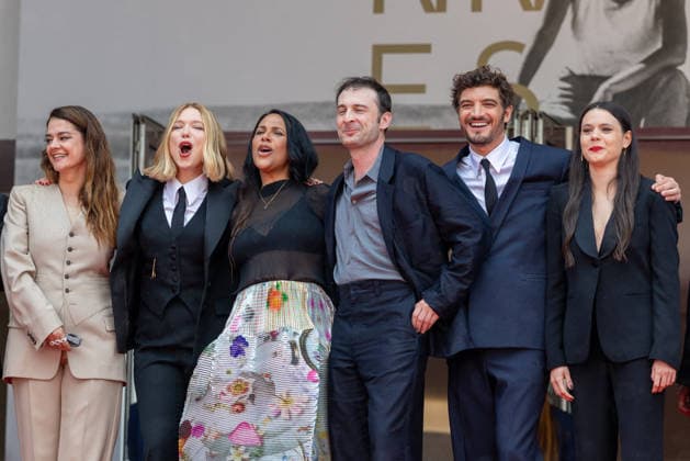 Internationale Filmfestspiele von Cannes, The Unknown Premiere #6 Victoire Du Bois, Léa Seydoux, Shanti Masud, Lucas Harari, Niels Schneider, Lilith Grasmug Montée des marches du film Linconnue lors du 79ème Festival International du Film de Cannes, le 18 mai 2026 Olivier Borde Bestimage Red carpet for The unknown at the 79th Cannes International Film Festival on May 18, 2026 Cannes France  Copyright: xOLIVIERxBORDEx xBESTIMAGExOLIVIERxBORDEx xBESTIMAGEx
