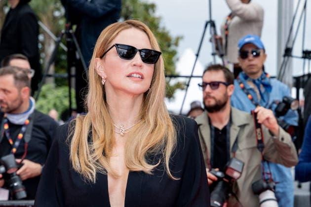 Internationale Filmfestspiele von Cannes, The Unknown Premiere #6 Virginie Efira Montée des marches for The unknown at the 79th Cannes International Film Festival on May 18, 2026 Olivier Borde Bestimage Red carpet for The unknown at the 79th Cannes International Film Festival on May 18, 2026 Cannes France  Copyright: xOLIVIERxBORDEx xBESTIMAGExOLIVIERxBORDEx xBESTIMAGEx