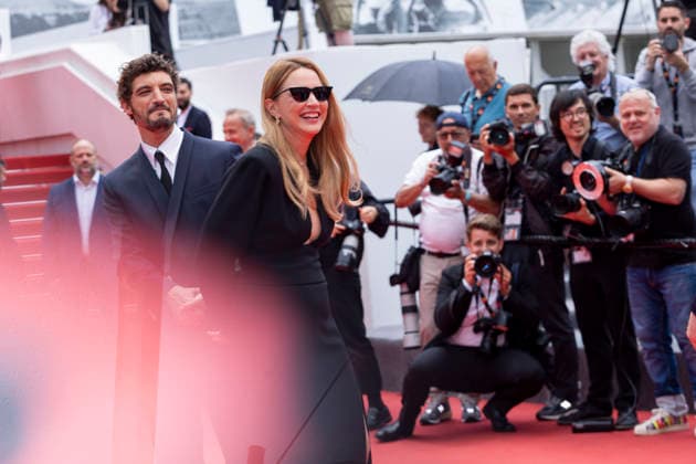 Internationale Filmfestspiele von Cannes, The Unknown Premiere #6 Virginie Efira et Niels Schneider Montée des marches du film Linconnue lors du 79ème Festival International du Film de Cannes, le 18 mai 2026 Olivier Borde Bestimage Red carpet for The unknown at the 79th Cannes International Film Festival on May 18, 2026 Cannes France  Copyright: xOLIVIERxBORDEx xBESTIMAGExOLIVIERxBORDEx xBESTIMAGEx