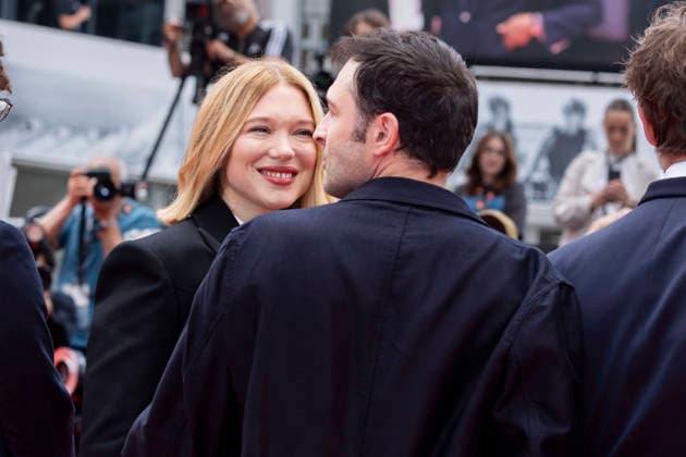 Internationale Filmfestspiele von Cannes, The Unknown Premiere #6 Léa Seydoux et Arthur Harari Montée des marches du film Linconnue lors du 79ème Festival International du Film de Cannes, le 18 mai 2026 Olivier Borde Bestimage Red carpet for The unknown at the 79th Cannes International Film Festival on May 18, 2026 Cannes France  Copyright: xOLIVIERxBORDEx xBESTIMAGExOLIVIERxBORDEx xBESTIMAGEx