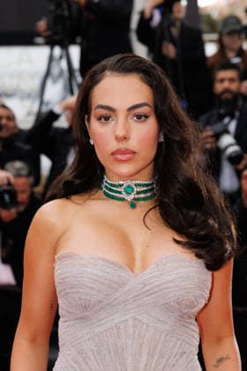 Internationale Filmfestspiele von Cannes, Fjord Premiere #9 Georgina Rodríguez Montée des marches du film Fjord lors du 79ème Festival International du Film de Cannes, le 18 mai 2026 Jacovides Moreau Bestimage Red carpet for Fjord at the 79th Cannes International Film Festival on May 18, 2026 Cannes France  Copyright: xJACOVIDES-MOREAUx xBESTIMAGExJACOVIDES-MOREAUx xBESTIMAGEx
