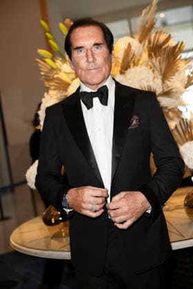 Celebrity, Internationale Filmfestspiele von Cannes, Stars am Hotel Martinez #9 Cannes Sean Finn exits Martinez MP Cannes, France- May 18: Sean Finn leave the Martinez Hotel to attending Chopard Gala Night during 79th Festival of Cannes, on May 18, 2026 in Cannes, France. Photo by Marco Piovanotto Abacapress.com Cannes France  Copyright: xPiovanottoxMarco ABACAx