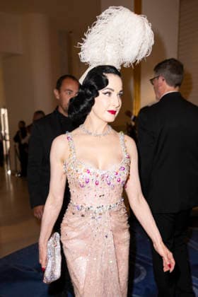 Celebrity, Internationale Filmfestspiele von Cannes, Stars am Hotel Martinez #9 Cannes Dita von Teese exits Martinez MP Cannes, France- May 18: Dita Von Teese leaves the Martinez Hotel during 79th Festival of Cannes, on May 18, 2026 in Cannes, France. Photo by Marco Piovanotto Abacapress.com Cannes France  Copyright: xPiovanottoxMarco ABACAx