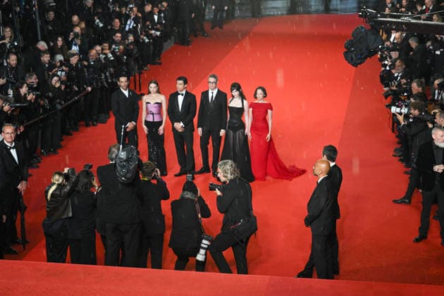 79ème Festival International du Film de Cannes Montée des marches du film Her Private Hell 79th International Cannes Film Festival Red Carpet for Her Private Hell movie 456364 2026 05 18 Cannes France Thatcher, Sophie Froseth, Kristine Winding Refn, Nicolas Melton, Charles  Copyright: xSergexArnalx xStarfacex STAR_456364_003
