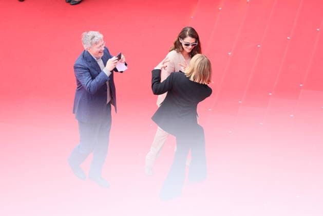 Victoire Du Bois et Léa Seydoux Montée des marches du film Linconnue lors du 79ème Festival International du Film de Cannes, le 18 mai 2026 Franck Boutonnet Pool Bestimage Red carpet for The unknown at the 79th Cannes International Film Festival on May 18, 2026 Cannes France  Copyright: xFranckxBoutonnetx xPoolx xBestimagexFranckxBoutonnetx xPoolx xBestimagex