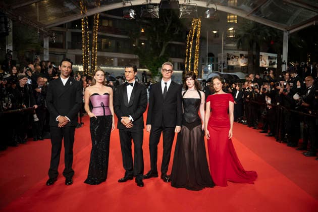 Cannes Her Private Hell Red Carpet EB Havana Rose Liu, Sophie Thatcher, Nicolas Winding Refn, Charles Melton, Kristine Froseth and Diego Calva attend the Her Private Hell screening during the 79th annual Cannes Film Festival at Palais des Festivals on May 18, 2026 in Cannes, France. Photo by Eliot Blondet ABACAPRESS.COM Cannes France France  Copyright: xBlondetxEliot ABACAx
