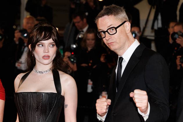 Sophie Thatcher, Nicolas Winding Refn Montée des marches du film Her private hell lors du 79ème Festival International du Film de Cannes, le 18 mai 2026 Jacovides Moreau Bestimage Red carpet for Her private hell at the 79th Cannes International Film Festival on May 18, 2026 Cannes France  Copyright: xJACOVIDES-MOREAUx xBESTIMAGExJACOVIDES-MOREAUx xBESTIMAGEx