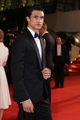 Charles Melton Montée des marches du film Her private hell lors du 79ème Festival International du Film de Cannes, le 18 mai 2026 Jacovides Moreau Bestimage Red carpet for Her private hell at the 79th Cannes International Film Festival on May 18, 2026 Cannes France  Copyright: xJACOVIDES-MOREAUx xBESTIMAGExJACOVIDES-MOREAUx xBESTIMAGEx