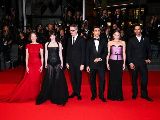 IPA84842485 - Cannes, 79th Cannes Film Festival 2026, evening 7. Red carpet of the film HER PRIVATE HELL Pictured: Havana Rose Liu, Sophie Thatcher, Nicolas Winding Refn, Charles Melton, Kristine Froseth and Diego Calva  Copyright: xAlbertoxTerenghix xPoolxPhotoxEventsx07x 84842485