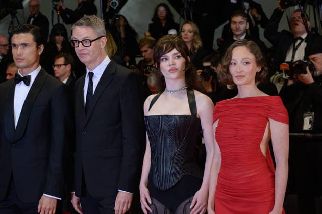 Her Private Hell Premiere at 79th Festival de Cannes - Cannes, France CANNES, FRANCE. May 18, 2026: Charles Melton, Nicolas Winding Refn, Sophie Thatcher & Havana Rose Liu at the premiere for Her Her Private Hell at the 79th Festival de Cannes. Picture: Paul Smith Featureflash Cannes France  Copyright: xPaulxSmithx xFeatureflashx
