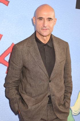 NEW YORK, NY- MAY 18: Mark Strong at the 2026 Lincoln Center Theater Spring Gala at the Vivian Beaumont Theater in Lincoln Center on May 18, 2026 in New York City. Copyright: xmpi099 MediaPunchx