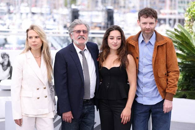 Cannes - La Troisieme nuit Photocall JD Camille Lugan, actors Daniel Auteuil, Antoine Reinartz and actress Luana Bajrami attend the photocall of the film La Troisieme nuit during the 79th annual Cannes Film Festival at Palais des Festivals on May 18, 2026 in Cannes, France. Photo by Jerome Domine ABACAPRESS.COM Cannes France  Copyright: xDominexJerome ABACAx