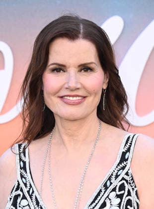 Netflix™s ˜The Boroughs™ Premiere + ATAS Event Geena Davis arriving to Netflix™s The Boroughs premiere + ATAS event held at the Egyptian Theatre on May 18, 2026 in Hollywood, CA. Hollywood Egyptian Theatre California USA Copyright: xLeexWattx xAFF-USA.COMx