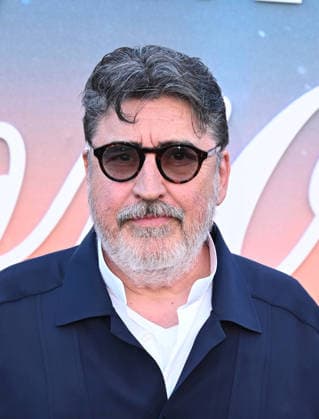 Netflix™s ˜The Boroughs™ Premiere + ATAS Event Alfred Molina arriving to Netflix™s The Boroughs premiere + ATAS event held at the Egyptian Theatre on May 18, 2026 in Hollywood, CA. Hollywood Egyptian Theatre California USA Copyright: xLeexWattx xAFF-USA.COMx