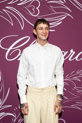 79th Cannes Film Festival The Miracles Gala Evening by Chopard - Photocall part 2 La Palestre- Le Cannet, France Anwar Hadid 79th Cannes Film Festival The Miracles Gala Evening by Chopard - Photocall part 2 La Palestre- Le Cannet, France 18th May 2026 SGPItalia id 134688_087 *Not Exclusive  Copyright: xSGPx