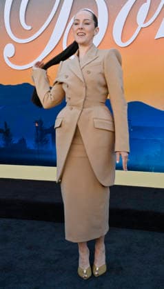 Cast member Jena Malone attends the premiere of Netflix s TV series The Boroughs at the Egyptian Theatre in the Hollywood section of Los Angeles on Monday, May 18, 2026. Storyline: In a seemingly picturesque retirement community, a group of unlikely heroes must band together to stop an otherworldly threat from stealing the one thing they don t have - time.  LAP2026051828 JIMxRUYMEN
