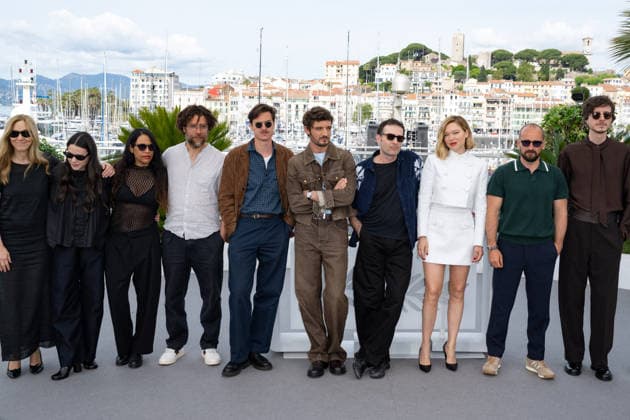 Cannes L Inconnue Photocall NG Lea Seydoux, Niels Schneider, director Arthur Harari, screenwriters Lucas Harari and Vincent Poymiro, actresses Valerie Dreville, Lilith Grasmug and Shanti Masud, actor Jonathan Turnbull, editor Laurent Senechal and composer Andrea Poggio attending the photocall of L Inconnue (The Unknown) during the 79th Cannes International Film Festival in Cannes, France on May 19, 2026. Photo by Nicolas Genin ABACAPRESS.COM Cannes France  Copyright: xGeninxNicolas ABACAx