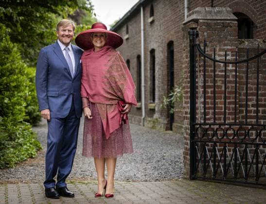 ECHT - King Willem-Alexander and Queen Maxima during a visit to Lilbosch Abbey as part of the regional visit to the municipalities of Maasgouw, Echt-Susteren, Roerdalen, and Roermond. REMKO DE WAAL ANP netherlands out - belgium out  Copyright: xx x558741599x originalFilename: 558741599.jpg