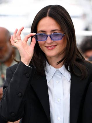 IPA84858860 - Cannes, 79th Cannes Film Festival 2026, Day 8. Photocall of the film Fjord . Pictured is Renate Reinsve  Copyright: xAlbertoxTerenghix xPoolxPhotoxEventsx07x 84858860