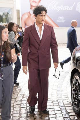 Cannes Charles Melton exits Martinez MP Cannes, France- May 19: Charles Melton leave the Martinez Hotel during 79th Festival of Cannes, on May 19 2026 in Cannes, France. Photo by Marco Piovanotto Abacapress.com Cannes France  Copyright: xPiovanottoxMarco ABACAx