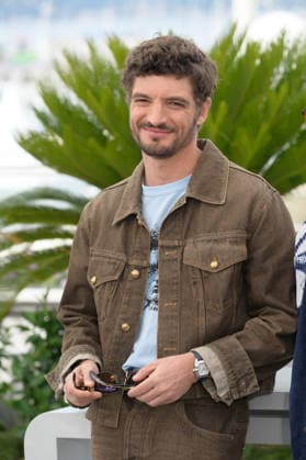 The Unknown Photocall at 79th Festival de Cannes - Cannes, France CANNES, FRANCE. May 19, 2026: Niels Schneider at the photocall for The Unknown at the 79th Festival de Cannes. Picture: Paul Smith Featureflash Cannes France  Copyright: xPaulxSmithx xFeatureflashx