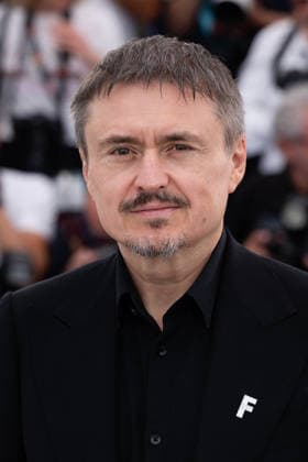 Cannes Fjord Photocall LZ Cristian Mungiu attending the photocall of Fjord during the 79th Cannes International Film Festival in Cannes, France on May 19, 2026, the film selected in the Official Competition. Photo by Laurent Zabulon ABACAPRESS.COM  Copyright: xZabulonxLaurentx