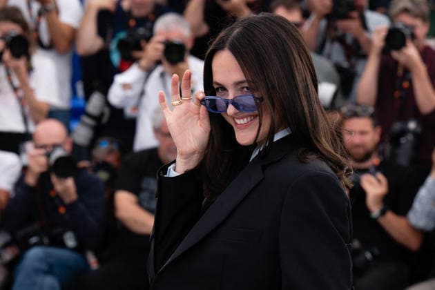Cannes Fjord Photocall LZ Renate Reinsve attending the photocall of Fjord during the 79th Cannes International Film Festival in Cannes, France on May 19, 2026, the film selected in the Official Competition. Photo by Laurent Zabulon ABACAPRESS.COM  Copyright: xZabulonxLaurentx