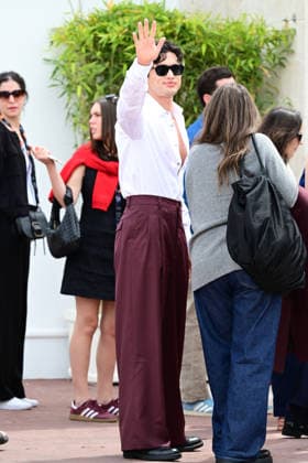 Charles Melton poses during the Her Private Hell screening at the Palais des Festivals on Tuesday, May 19, 2026, during the 79th Cannes Film Festival Romain Doucelin Bestimage Cannes France  Copyright: xRomainxDoucelinx xBestimagexRomainxDoucelinx xBestimagex